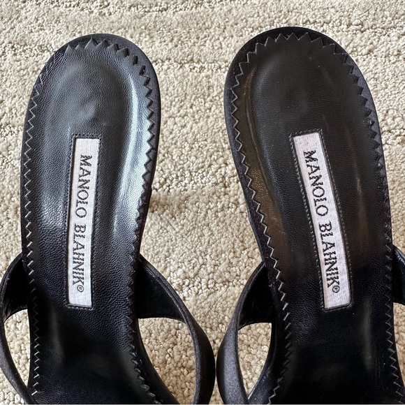 Manolo Blahnik Slanimu Black Satin Embellished Slip On Mule Sandals Sz EU 38.5 - Picture 6 of 16